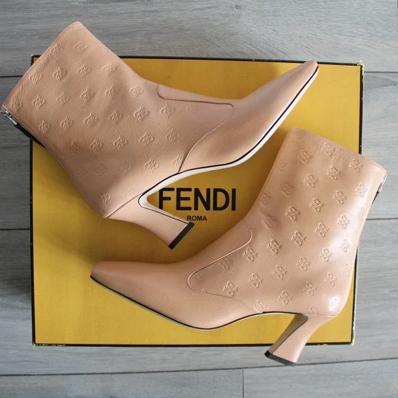 Fendi Ffreedom Karligraphy Blush Beige Leather Square Toe Ankle Boots. With